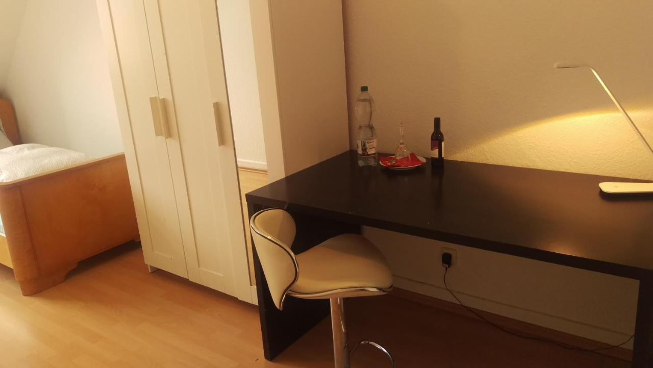Nice Private Room In Shared Apartment - 2Er Wg Wiesbaden Luaran gambar